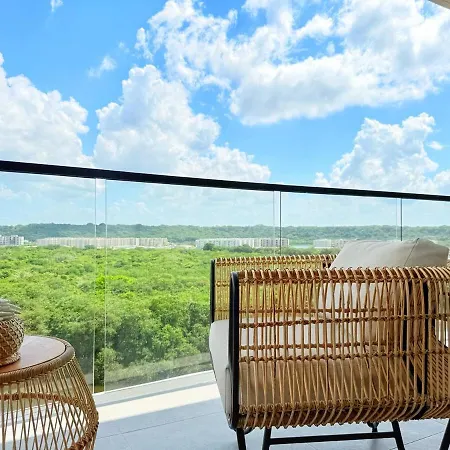 Magnificent - - Jacuzzis! Apartamento *