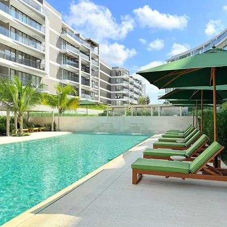Apartamento Magnificent - - Jacuzzis!